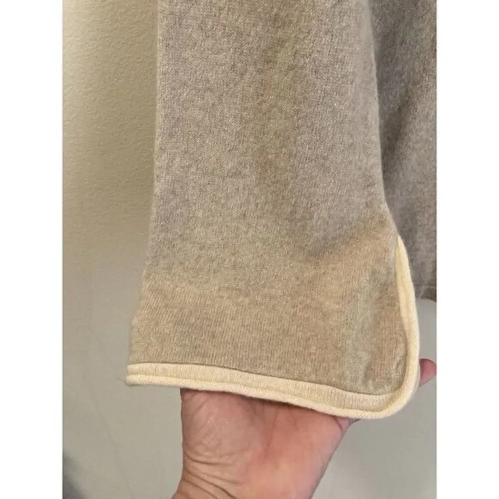 Cortland Park Cashmere Sweater‎ Beige Ruffle Neck Pearl Buttons Sz M Coquette - Picture 4 of 9